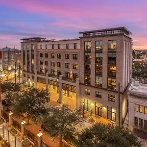 Hotel Cambria Downtown Historic District